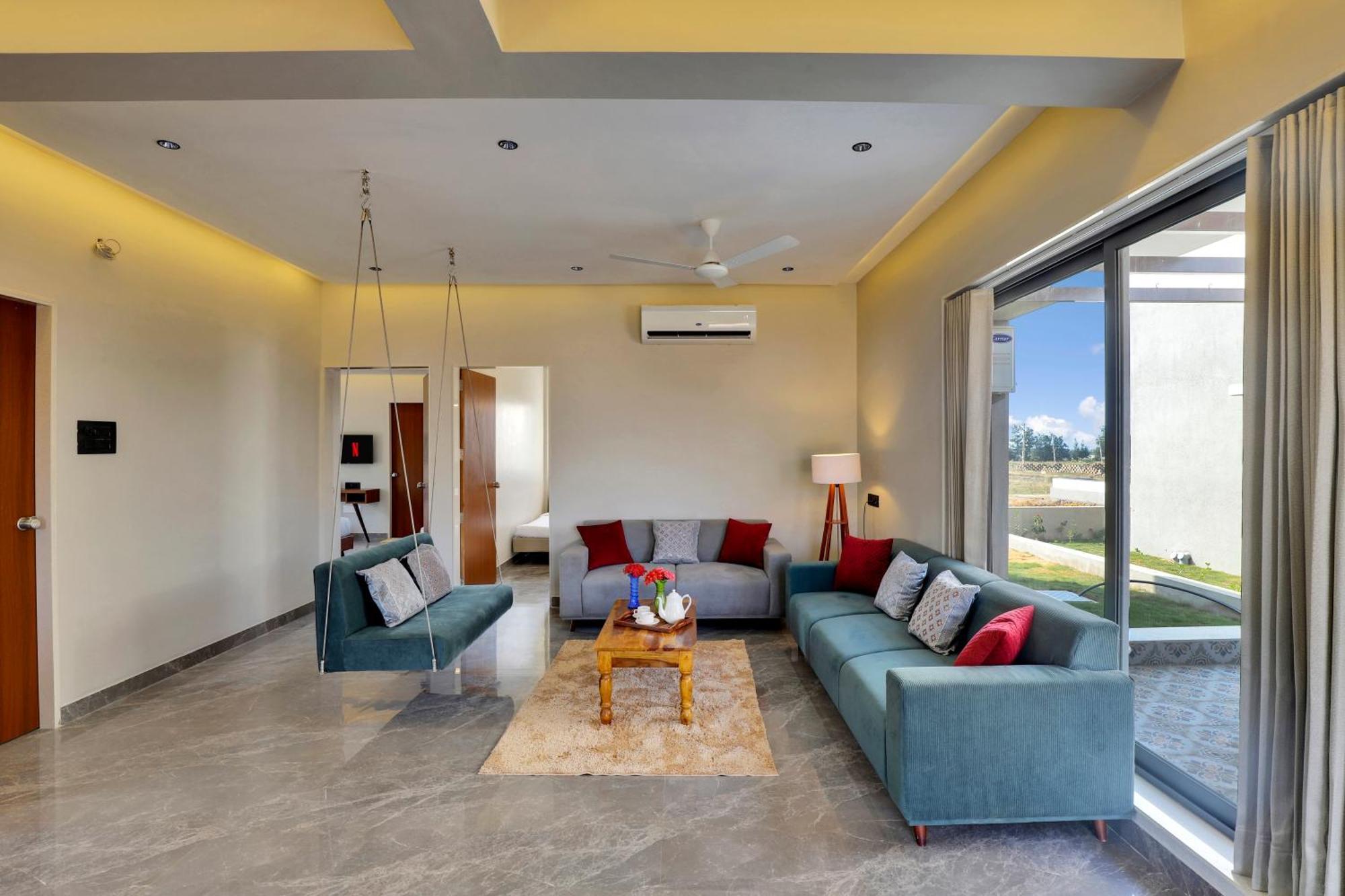 Goverdhan Greens Resort Dwārka Buitenkant foto